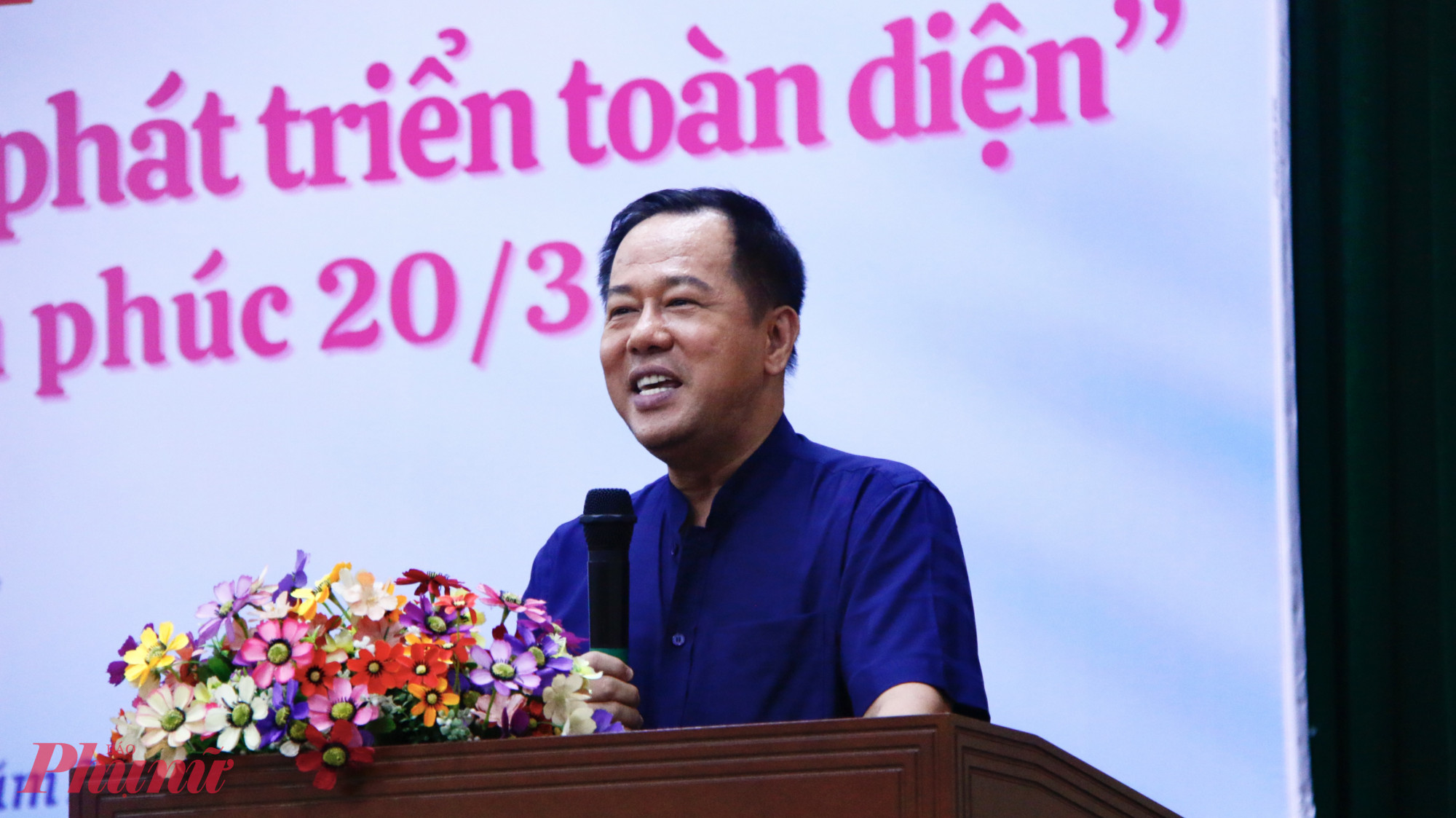 GS.TS Huỳnh Văn Sơn – Hiệu trưởng Trường Đại học Sư phạm TPHCM chia sẻ tại toạ đàm